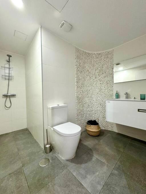 Piso Nuevo En El Puertito De Gueimar Al Lado Del Mar Realizamos Servicio De Excursiones Con Guia Puertito de Guimar Εξωτερικό φωτογραφία